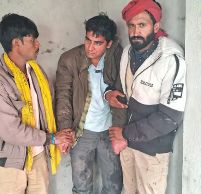 बेगूसराय में पकड़ौआ विवाह: शिक्षक की जबरन शादी का वीडियो वायरल 2 1000401516
