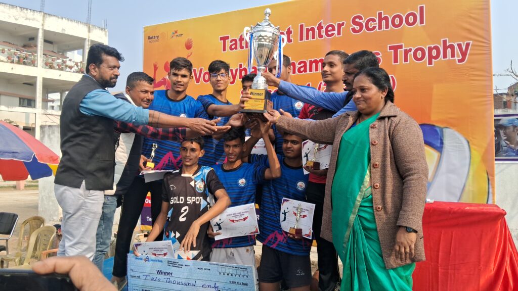 तथागत वॉलीबॉल चैंपियंस ट्रॉफी के फाइनल में संत मैरी इंग्लिश स्कूल बरबीघा ने सोगरा हाई स्कूल को हरा जीता चैंपियंस का खिताब 3 1000416832