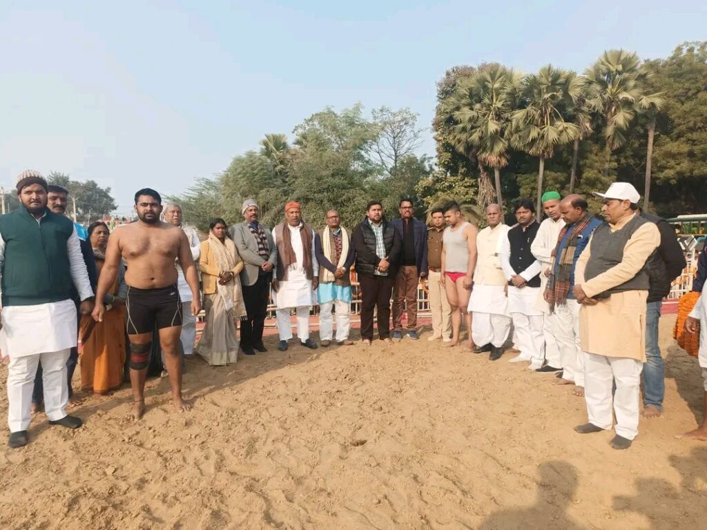 राजगीर दंगल प्रतियोगिता: हरियाणा से बिहार तक पहलवानों का जमावड़ा 1 IMG-20241224-WA0089