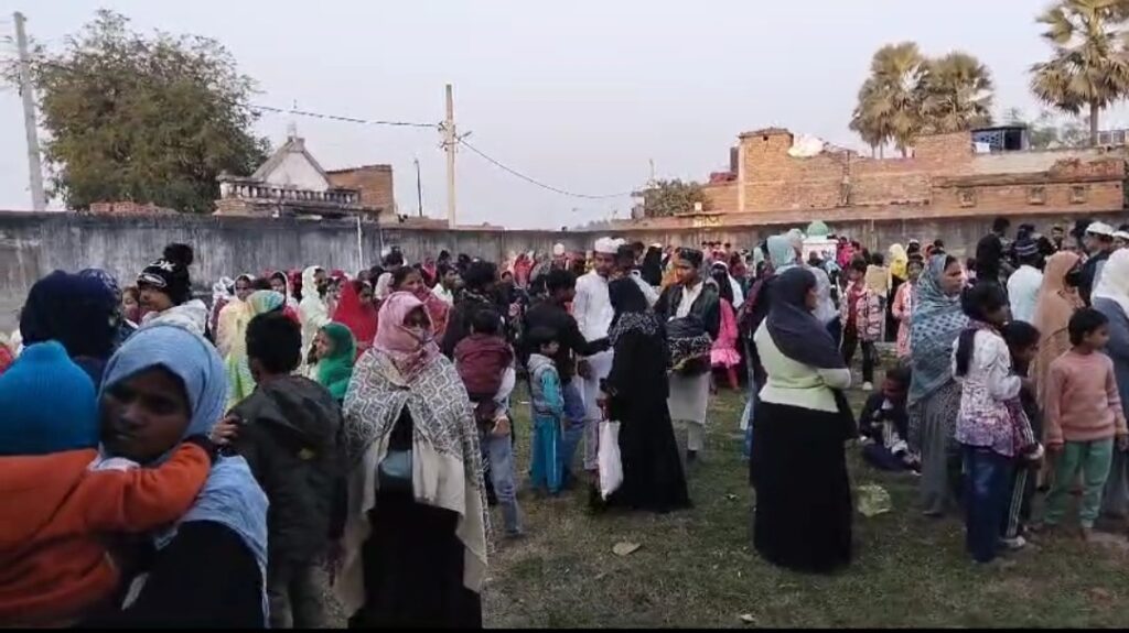 हजरत पीर बदरुद्दीन बदरे आलम जाहिदी का 657वां सालाना उर्स संपन्न: अमन और मोहब्बत का पैगाम 2 1000474449