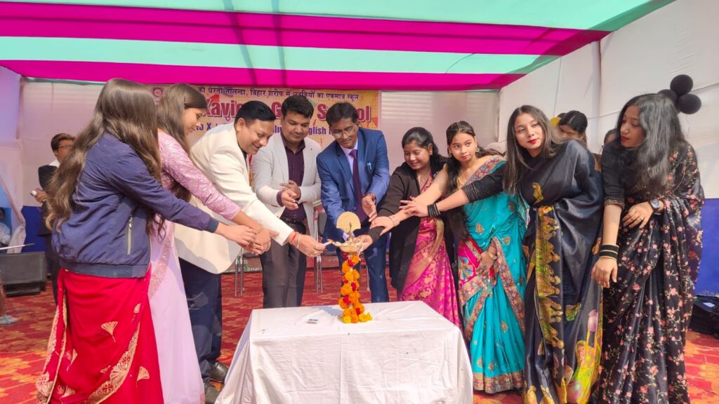 संत जेवियर्स गर्ल्स स्कूल में सीनियर छात्राओं को दी गई भावभीनी विदाई 1 IMG-20250127-WA0076
