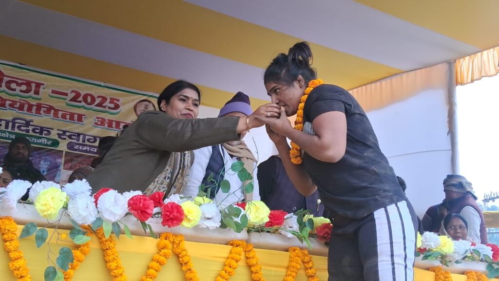 दंगल प्रतियोगिता ने दर्शकों का दिल जीता: 22 पुरुष और 7 महिला जोड़ियों ने दिखाई अपनी ताकत 3 dangl