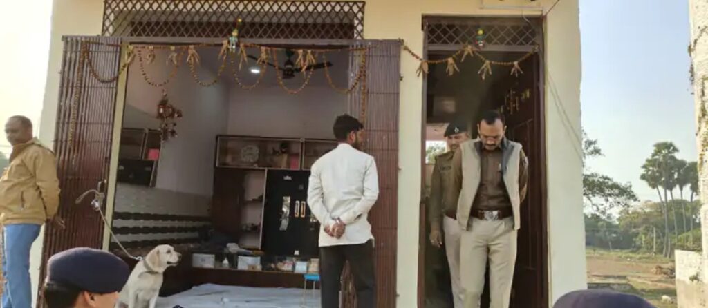 ज्वेलरी दुकान में लूट और चोरी: 78 दिन बाद भी अपराधी फरार, व्यापारियों में बढ़ी असुरक्षा 1 jewelary