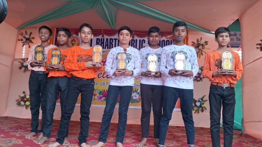 बाल भारती पब्लिक स्कूल का 16वां वार्षिकोत्सव हर्षोल्लास के साथ संपन्न 6 1000528890