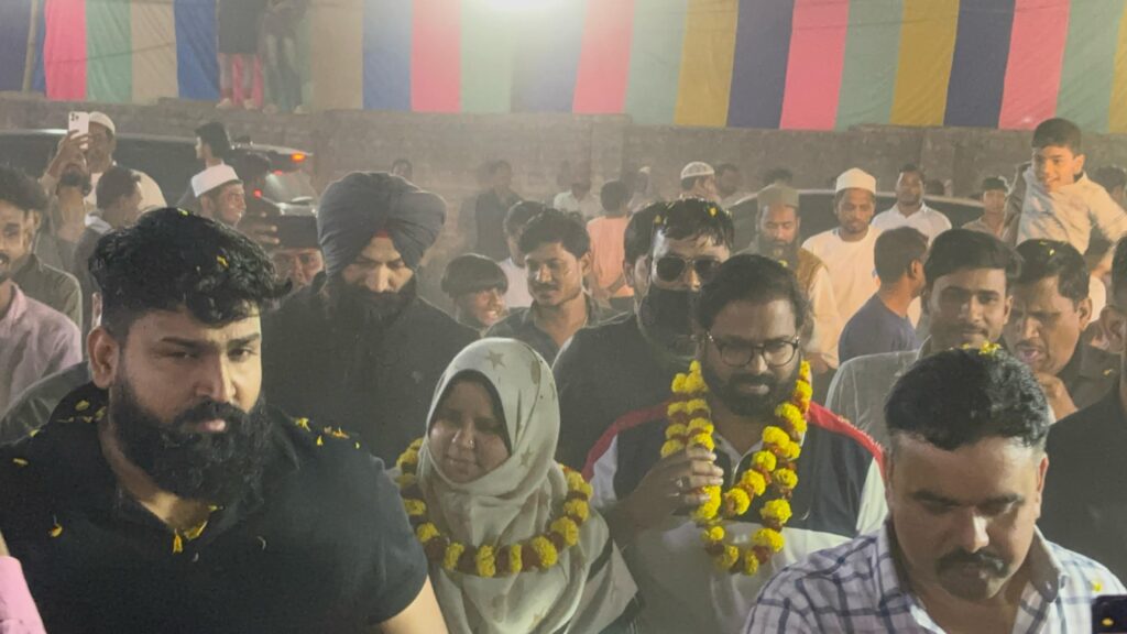 महुआ टोला में आईपीएल की तर्ज पर भव्य क्रिकेट टूर्नामेंट का आयोजन 4 IMG 20250301 WA0071