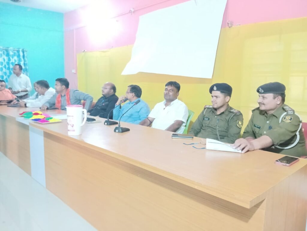 होली और रमजान को लेकर शांति समिति की बैठक 1 IMG-20250312-WA0366