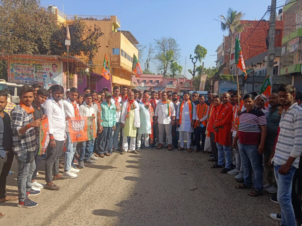 प्रदेश अध्यक्ष डॉ. दिलीप जसवाल और मंत्री प्रेम कुमार चंद्रवंशी ने दिलाई भाजपा की सदस्यता 2 1000588558