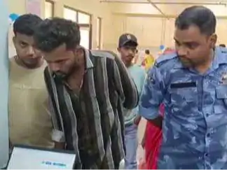 नालंदा में साइबर ठगों का भंडाफोड़: फर्जी लोन और सरकारी योजना के नाम पर कर रहे थे ठगी, कर्नाटक का व्यक्ति गिरोह का सरगना 1 cyber-crime