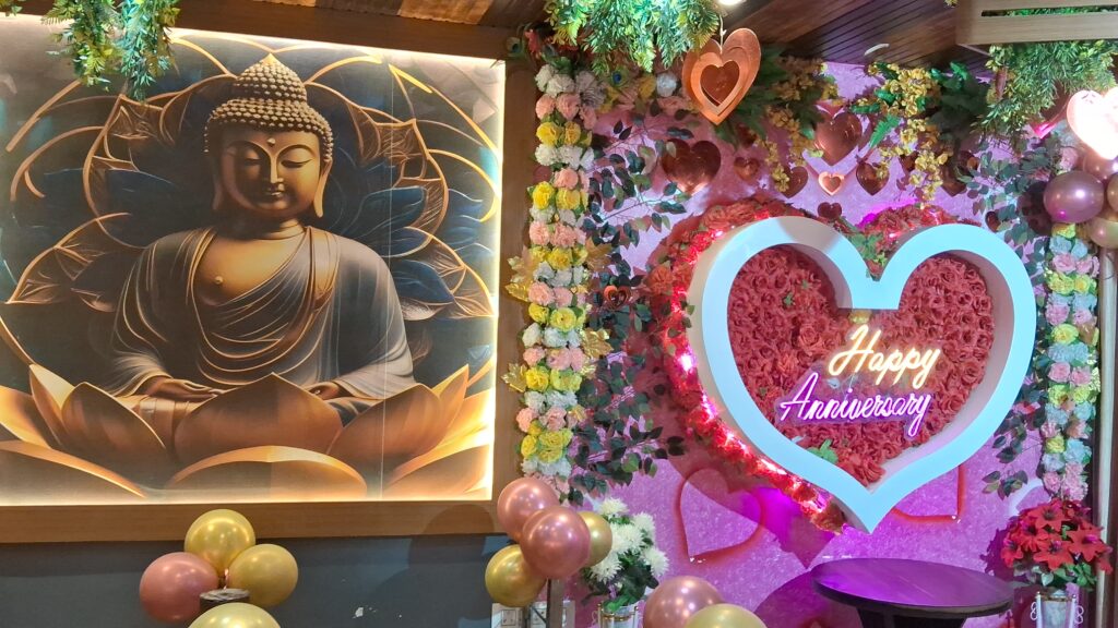 शाही दरबार रेस्टोरेंट ने मनाया अपनी प्रथम वर्षगांठ, ग्राहकों को मिला विशेष ऑफर 2 1000656549