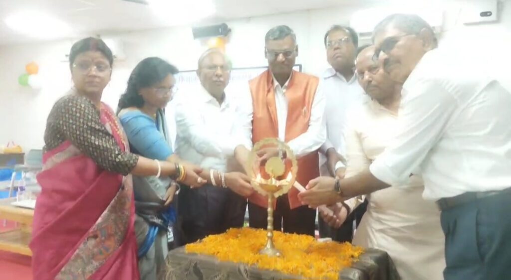 किसान कॉलेज, नालंदा में प्रधानाचार्य सम्मान समारोह का भव्य आयोजन 2 1000677483