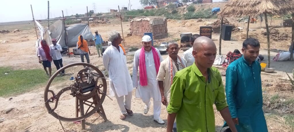 नालंदा जिले के सरमेरा प्रखंड में पहुंची "अतिपिछड़ा जगाओ, बिहार बचाओ यात्रा" – अरमान देव उर्फ मुकेश धानुक ने किया जनसंपर्क 1 IMG-20250510-WA0087