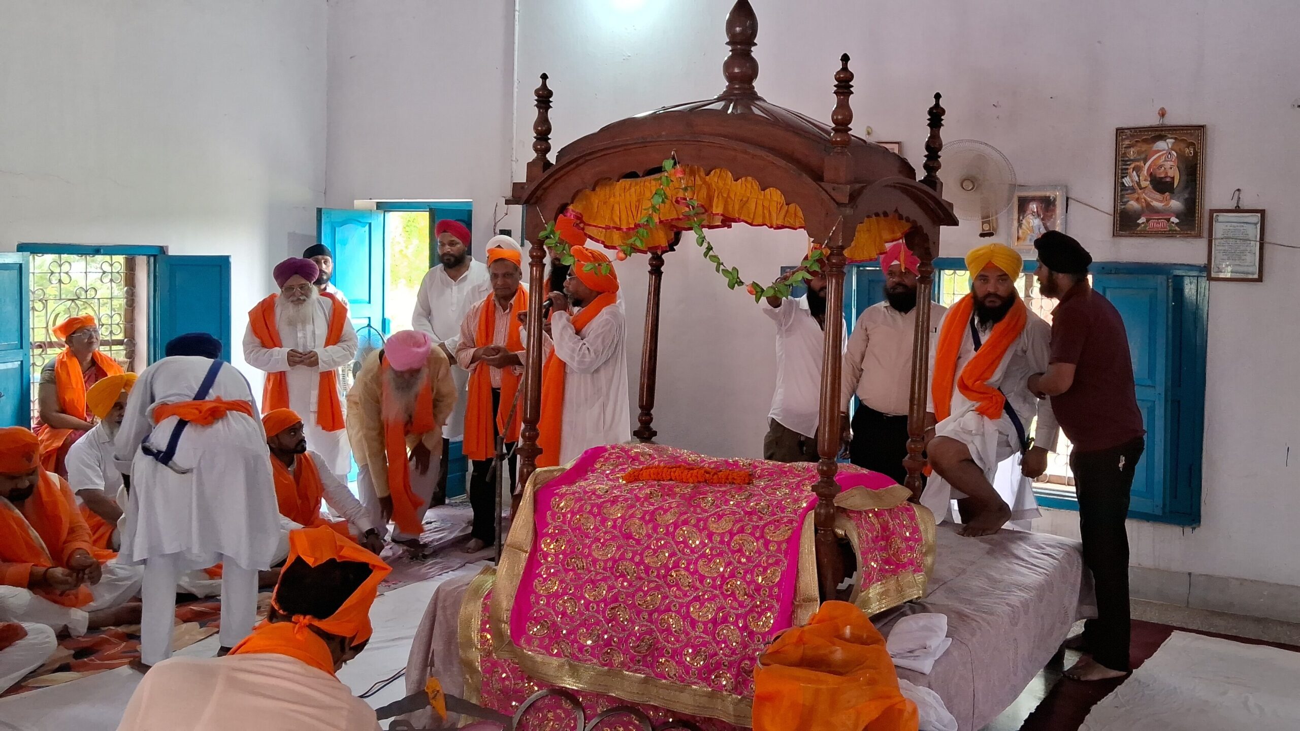 पैजाबा गुरुद्वारा में गुरु अर्जुन देव जी महाराज के 419वें शहीदी दिवस पर व्याख्यानमाला, शहीदों के सरताज को श्रद्धांजलि देने उमड़ा संगत का सैलाब 2 1000683048 edited scaled