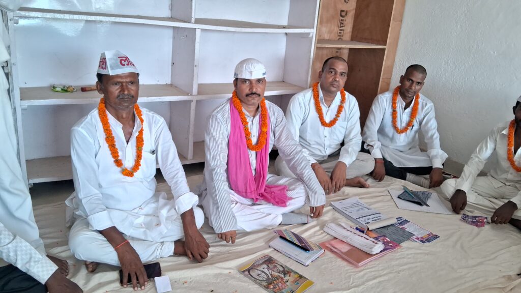 बिंद में लोकतांत्रिक जन विकास पार्टी का प्रखंड स्तरीय कार्यकर्ता सम्मेलन संपन्न, गरीबों के हक की लड़ाई तेज करने का संकल्प 2 1000726399