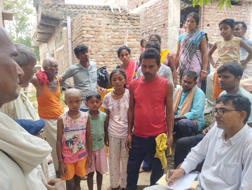 "हत्यारों को अविलंब गिरफ्तार करे प्रशासन" - भाकपा माले की मांग 1 IMG-20250531-WA0062