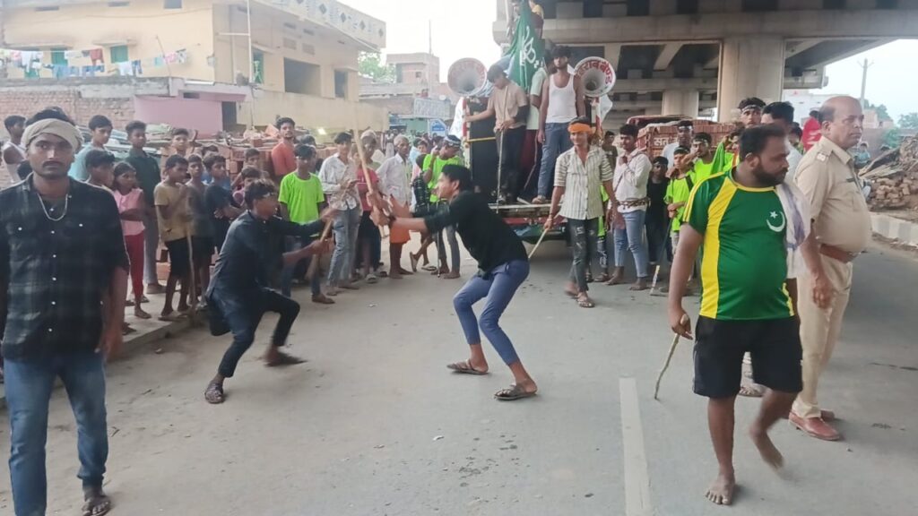 गिरियक प्रखंड में ताजिया जुलूस निकाला गया, कर्बला की शहादत को श्रद्धा से किया गया याद 3 1000745765