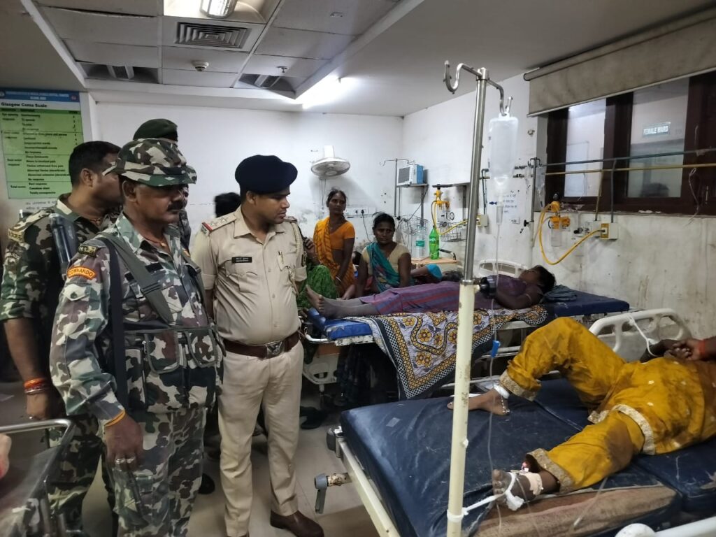 नालंदा: पावापुरी में एक ही परिवार के पांच लोगों ने खाया ज़हर, चार की मौत, कर्ज में डूबा था पूरा परिवार, विम्स पावापुरी में चल रहा इलाज 3 1000772443