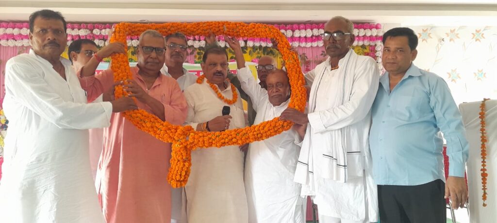 हरनौत विधानसभा के चंडी में कार्यकर्ता सम्मेलन, अनिल सिंह को जिताने का लिया गया संकल्प 1 IMG-20250727-WA0110