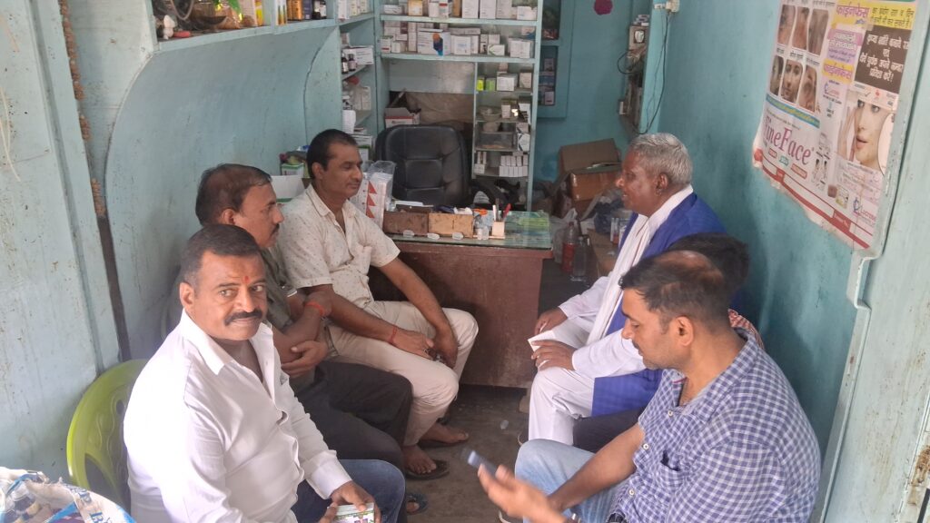 बिहार शरीफ विधानसभा क्षेत्र में भावी प्रत्याशी मनोज कुमार ताँती ने चलाया जनसंपर्क अभियान, जनता से किया समस्याओं के समाधान का वादा 3 1000810535