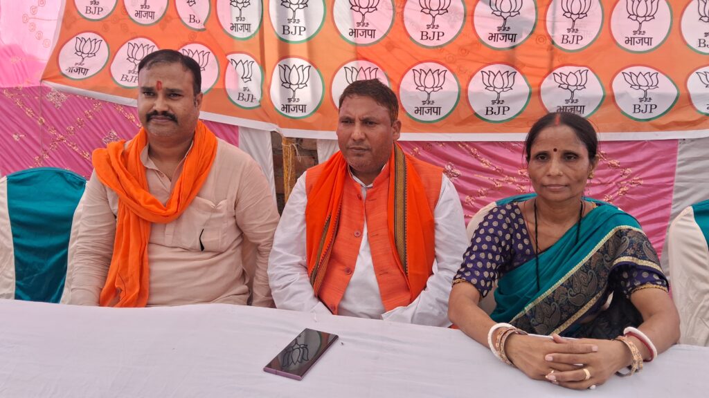 22 अगस्त को ऐतिहासिक होगी पीएम मोदी की रैली, भव्य तैयारी बैठक में जुटे भाजपा नेता-कार्यकर्ता 4 1000845095