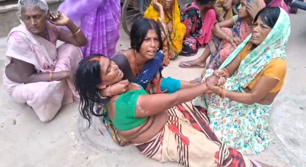 निजी प्रसव केंद्र में महिला की मौत, परिजनों ने किया जमकर हंगामा — एएनएम चला रही थी क्लिनिक 2 1000853313