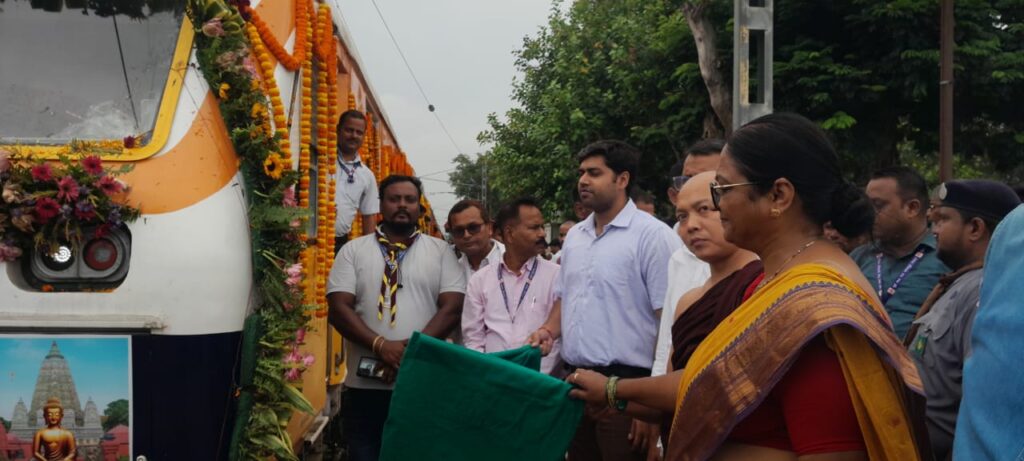 प्रधानमंत्री ने किया वैशाली–कोडरमा बौद्ध सर्किट ट्रेन का शुभारंभ 2 1000857335