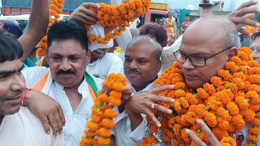 राजेश राम का गिरियक मे भव्य स्वागत, लोगों ने की संजय कुमार पासवान को विधायक बनाने की मांग 1 IMG-20250803-WA0066