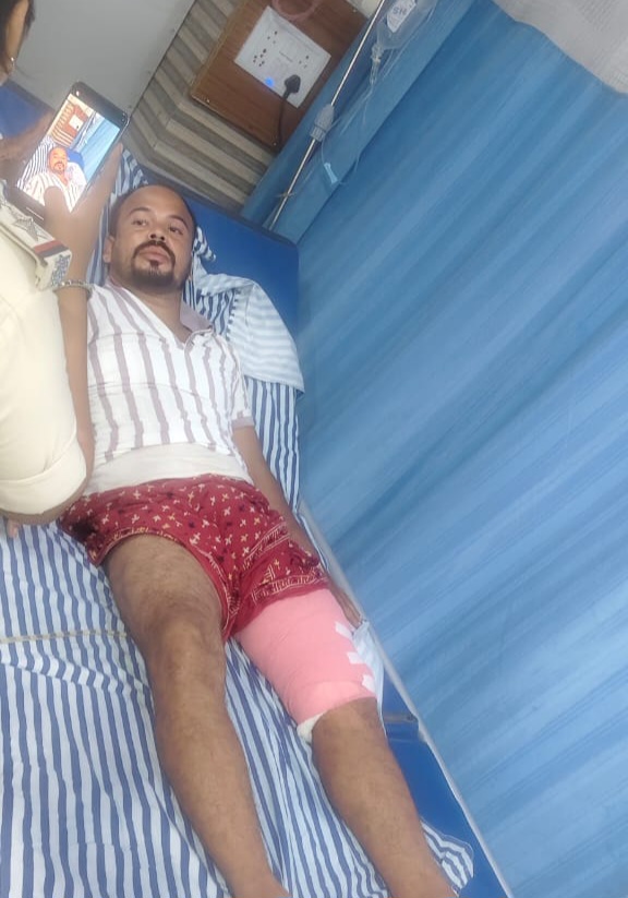 घर की रखवाली कर रहे युवक को बदमाशों ने मारी गोली, पटना रेफर 1 IMG-20250811-WA0118