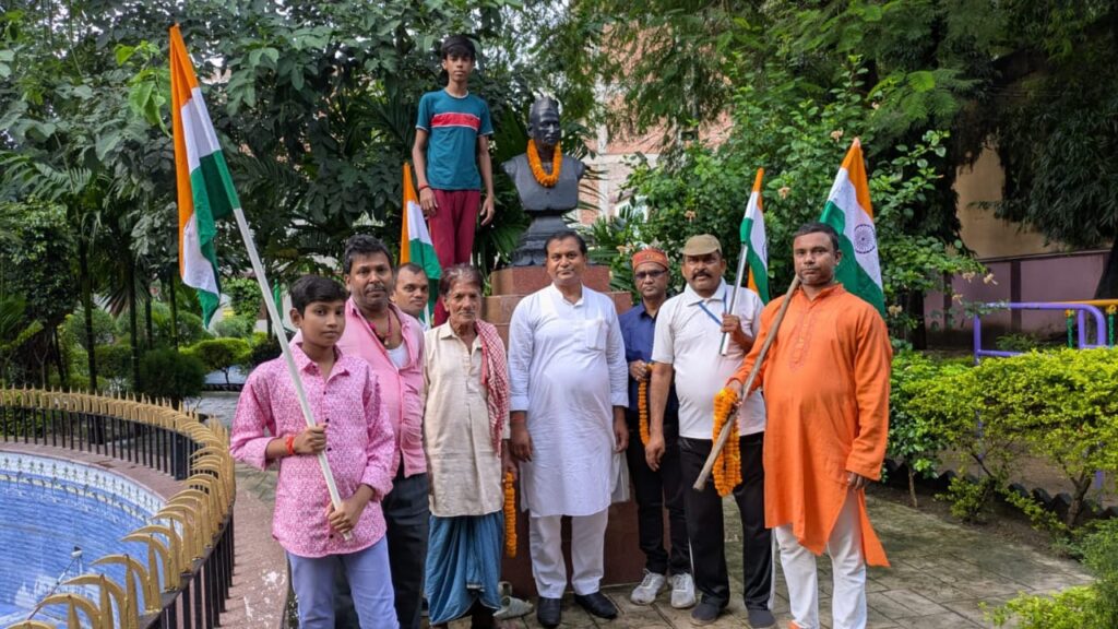 गांधी जयंती पर नालंदा चैंबर ऑफ कॉमर्स एंड इंडस्ट्रीज़ ने दी श्रद्धांजलि 1 IMG-20251002-WA0110