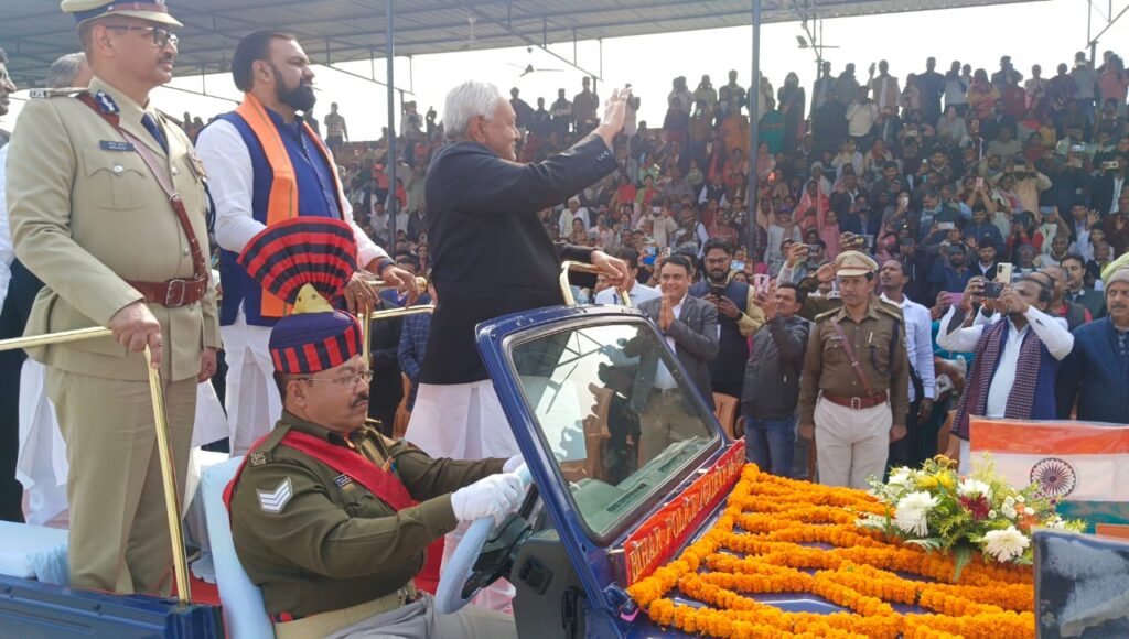 राजगीर में 1218 प्रशिक्षु पुलिस अवर निरीक्षकों की दीक्षांत परेड, मुख्यमंत्री नीतीश कुमार ने ली सलामी, पहली बार 3 ट्रांसजेंडर भी शामिल 2 1001115678