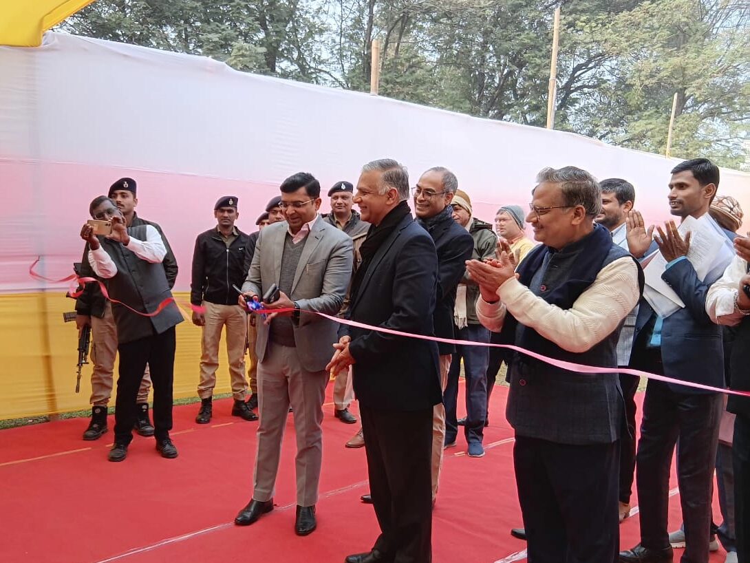 नालंदा विश्वविद्यालय के सिटी कैंपस, राजगीर में पुस्तक प्रदर्शनी का भव्य शुभारंभ, नेशनल बुक ट्रस्ट के सहयोग से आयोजित प्रदर्शनी में 200 से अधिक छात्रों की उत्साहपूर्ण सहभागिता 2 1001148426 edited