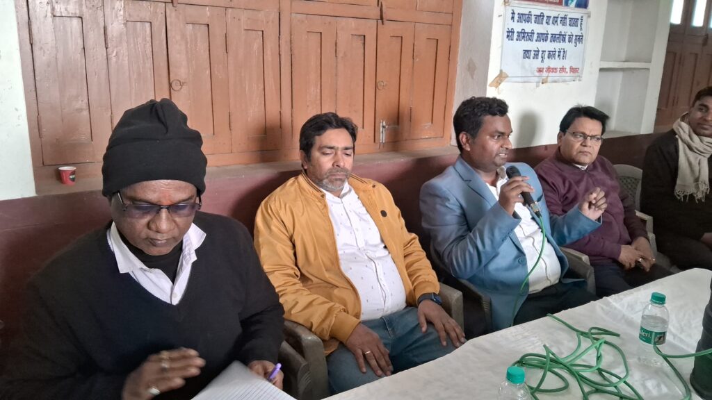 बिहार शरीफ में आरएमपी मिलन समारोह का आयोजन , सैकड़ों ग्रामीण चिकित्सकों को मिला विशेष प्रशिक्षण, 60 हजार आरएमपी को मिलेगा सरकारी दायित्व 2 1001149754