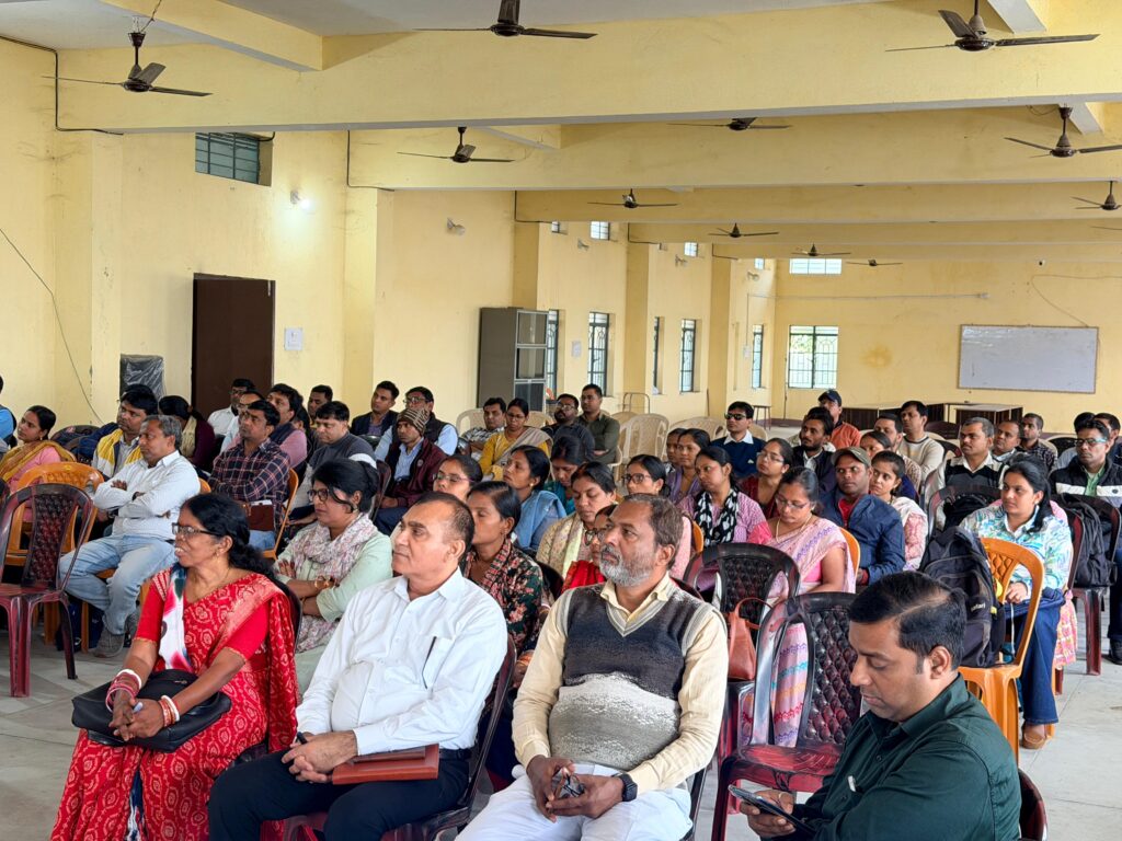 नालंदा में जीविका कर्मियों का एक दिवसीय कार्यशाला आयोजित, कौशल विकास के विभिन्न आयामों पर हुआ मंथन 2 1001270140