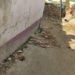 डोर टू डोर कचरा नहीं होने से मोहल्लों में लगा गंदगी का अंबार :बिना सूचना के कचरा नहीं उठाया जाना ठीक नहीं :