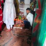 गिरियक प्रखंड में भक्तिमय माहौल में मनाई गई महाशिवरात्रि, मंदिरों में उमड़ी श्रद्धालुओं की भीड़