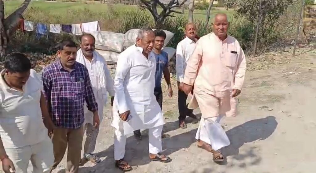 निशांत कुमार की राजनीति में एंट्री पर तेज हुई सियासी सरगर्मी, जेडीयू सांसद कौशलेंद्र कुमार ने की पार्टी में जल्द शामिल करने की मांग 2 1001292739