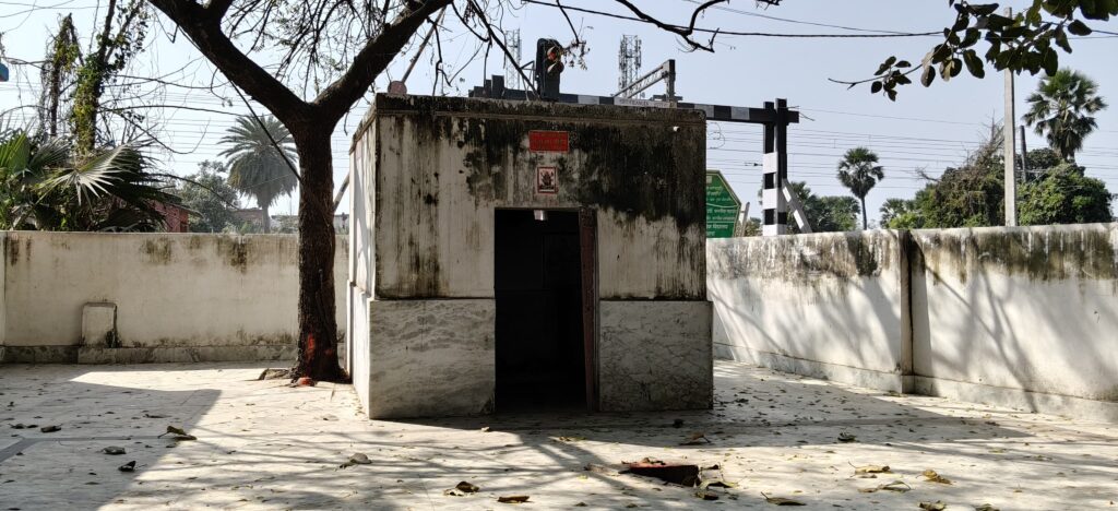 नालंदा के पाँच गाँवों की अनोखी होली: 54 साल से रंग-गुलाल नहीं, 24 घंटे गूंजता है ‘हरे राम-हरे कृष्ण’ का कीर्तन 2 1001293101