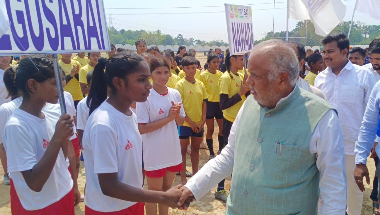 बिहारशरीफ में खेलो इंडिया अस्मिता रग्बी स्टेट लीग का भव्य आगाज, खिलाड़ियों में दिखा जबरदस्त उत्साह 4 1001352373 edited