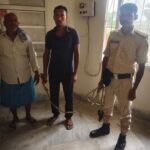 चेरो ओपी पुलिस ने दो फरार वारंटियों को किया गिरफ्तार, भेजा जेल