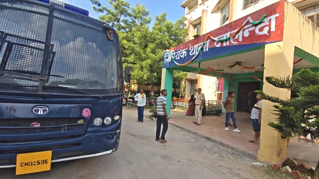 गिरियक में वाहन चेकिंग के दौरान बाइक चोर गिरोह का भंडाफोड़, पांच चोरी की बाइक बरामद 2 1001791548