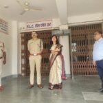 डीएम और एसपी ने ईवीएम वेयरहाउस का किया मासिक निरीक्षण